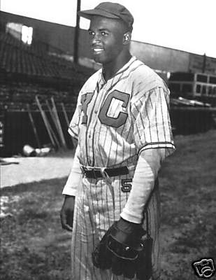 JACKIE ROBINSON KANSAS CITY MONARCHS ROOKIE PHOTO