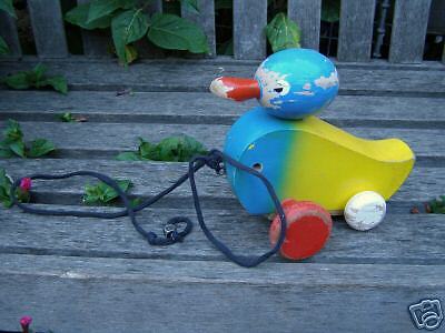 ANTIQUE VINTAGE WOODEN PULL TOY LEFTRIGHT HEAD DUCK DSW  