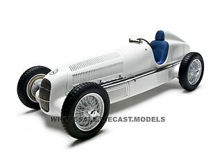 1934 MERCEDES W 25 WHITE 118 DIECAST MODEL CAR CMC  