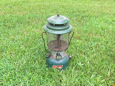 Vintage Coleman Lantern with Pyrex glass MODEL 220F  